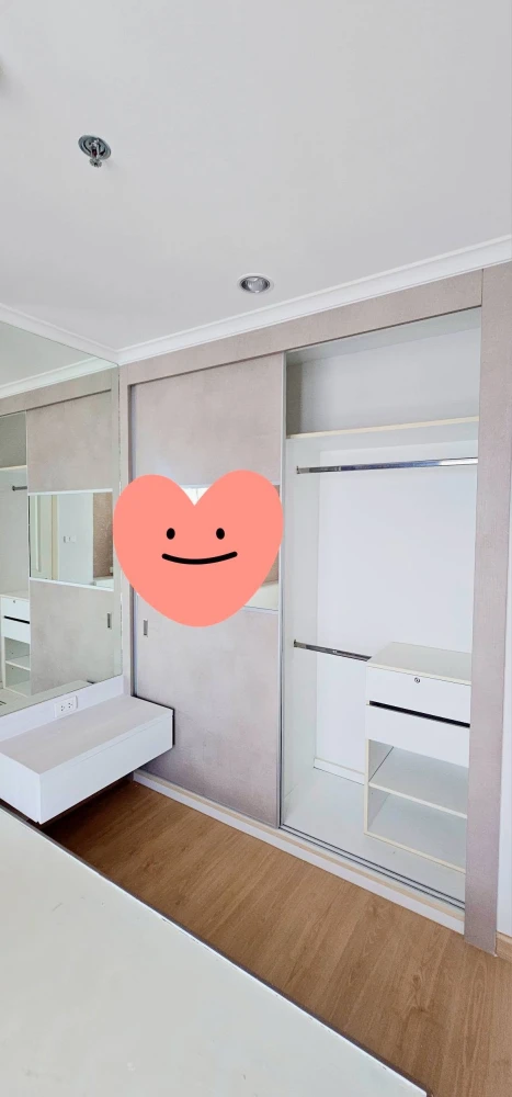 Selling a 24th-floor unit at Lumpini Park Riverside - Rama 3. Excellent location, beautiful river view, unblocked. Book now!