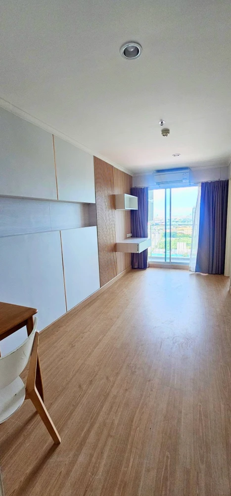 Selling a 24th-floor unit at Lumpini Park Riverside - Rama 3. Excellent location, beautiful river view, unblocked. Book now!