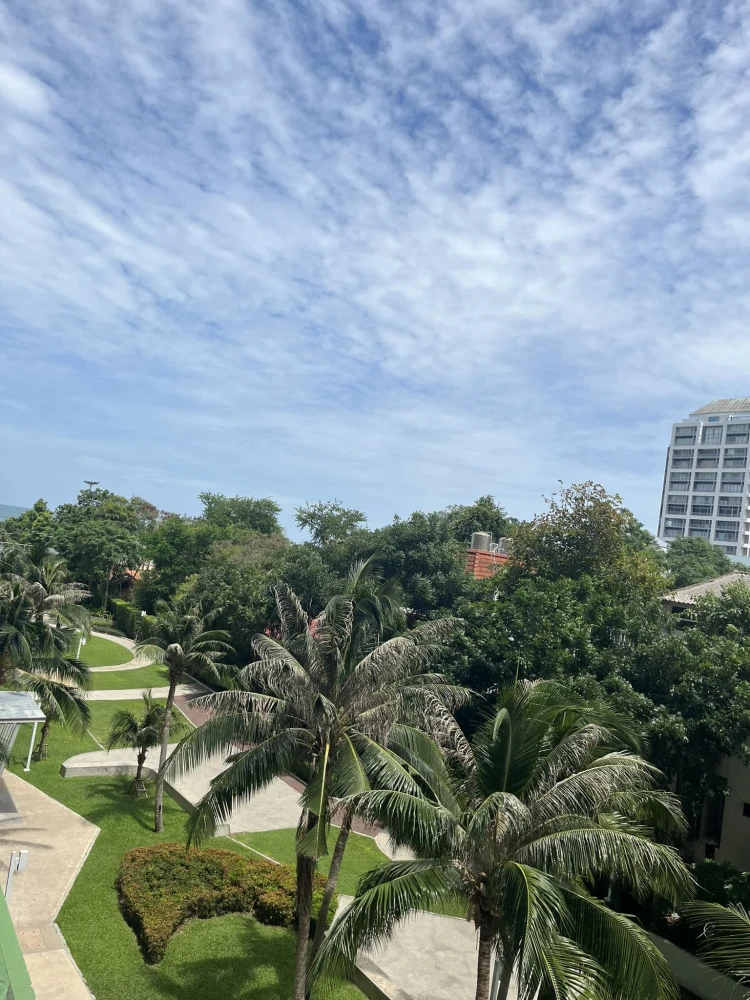 For sale or rent: Lumpini Parkbeach Jomtien, 1 bedroom, 1 bathroom, fully furnished. Don't miss out on this great deal!