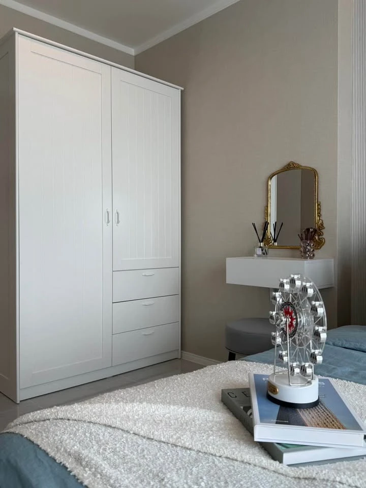 Selling a 1-bedroom unit at Lumpini Parkbeach Jomtien, 14th floor. The interior is decorated in a coordinated style and fully furnished. Book now!