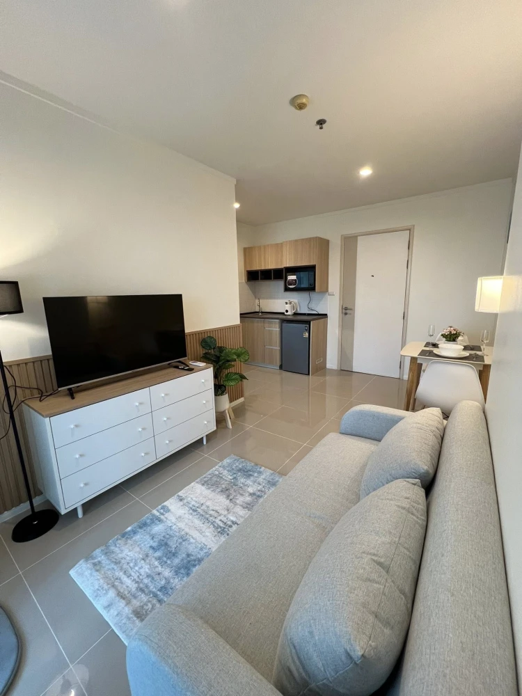 For sale: Lumpini Parkbeach Jomtien, 21st floor, sea view, fully furnished, ready to move in. Interested? Reserve now!