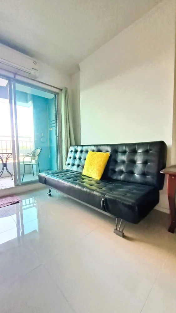 For sale: Lumpini Parkbeach Jomtien, 5th floor, comes with complete furniture and appliances. Reserve now, hurry!