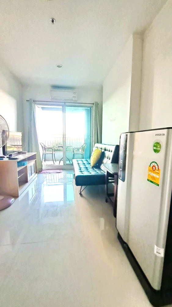 For sale: Lumpini Parkbeach Jomtien, 5th floor, comes with complete furniture and appliances. Reserve now, hurry!