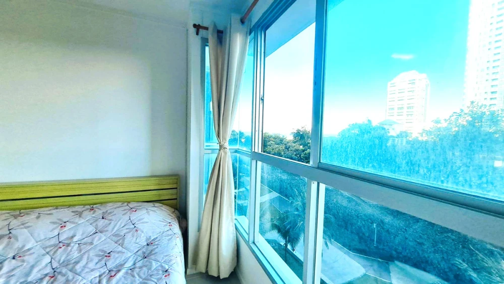 For sale: Lumpini Parkbeach Jomtien, 5th floor, comes with complete furniture and appliances. Reserve now, hurry!