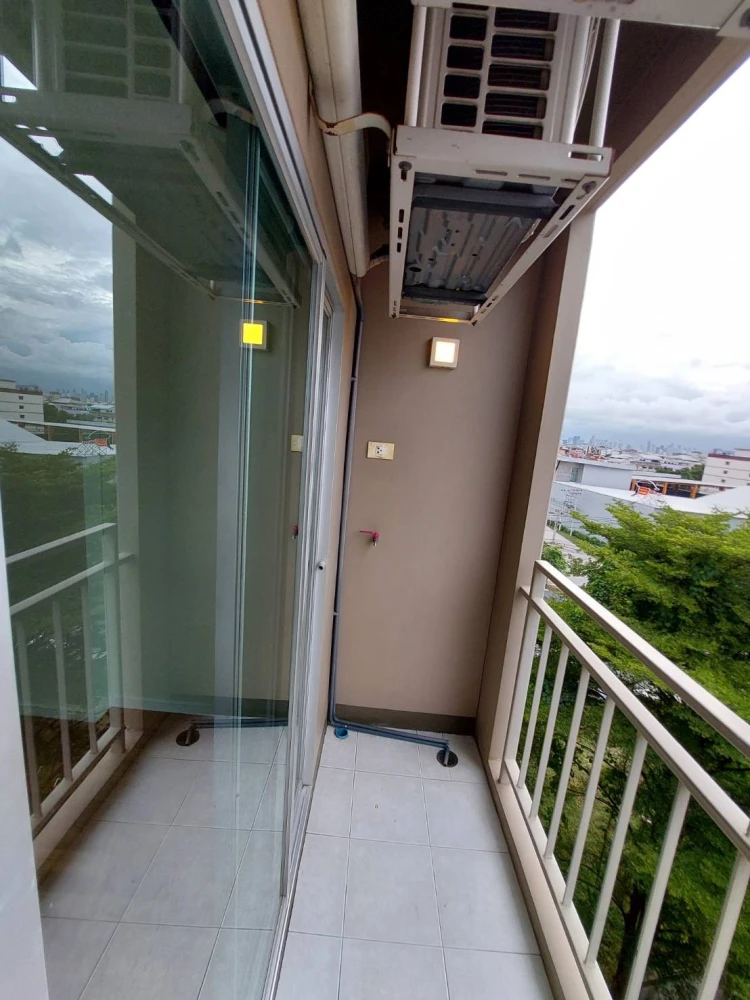 For sale Lumpini Place Bangna Km.3 1 bedroom 1 bathroom, good location, empty room, decorated room, don't miss it, reserve now.