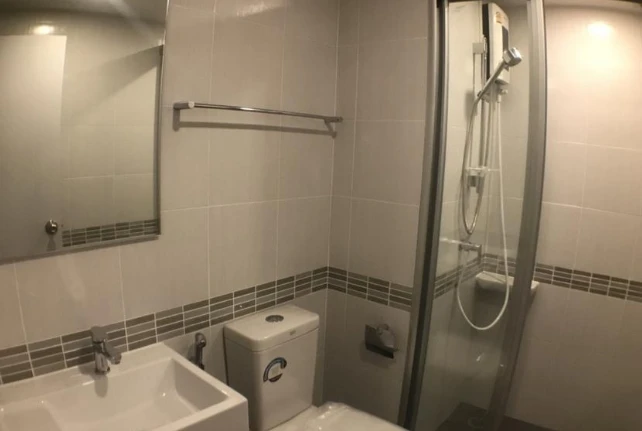 For sale: Lumpini Place Bangna Km.3, 3rd floor, fully furnished room, nice to live in, reserve now, don't miss out.