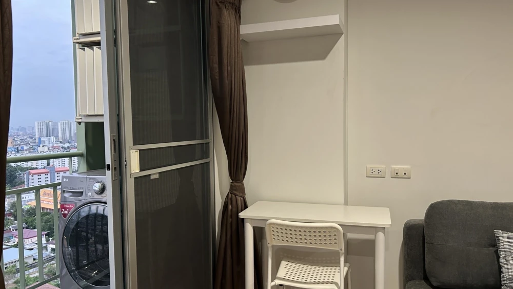 Selling Lumpini Place Borom Ratchachonni–Pinklao, 1 bedroom, 1 bathroom, fully furnished, beautiful view. Don't miss out!