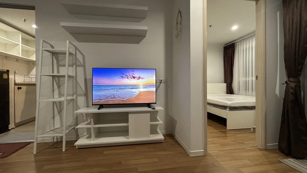 Selling Lumpini Place Borom Ratchachonni–Pinklao, 1 bedroom, 1 bathroom, fully furnished, beautiful view. Don't miss out!