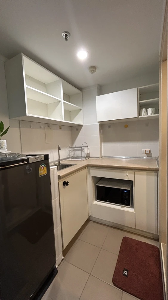 Selling Lumpini Place Borom Ratchachonni–Pinklao, 1 bedroom, 1 bathroom, fully furnished, beautiful view. Don't miss out!