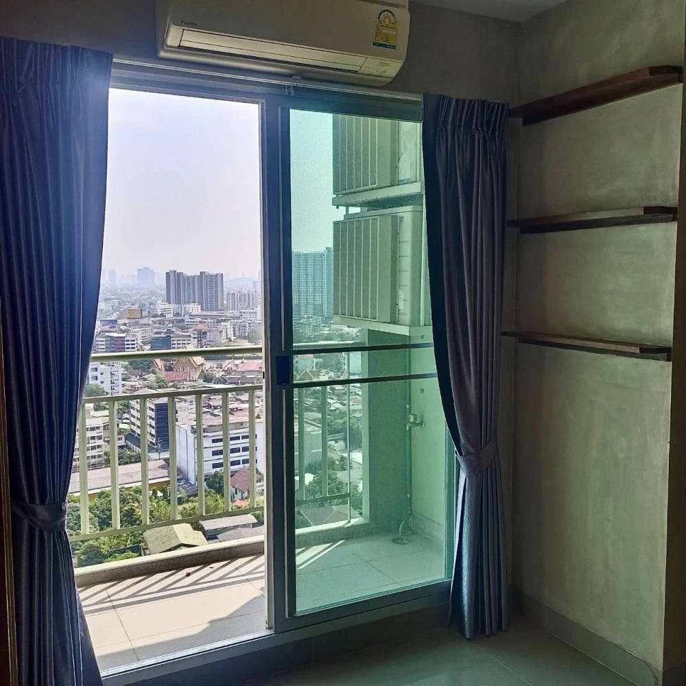 For sale: Lumpini Place Borom Ratchachonni–Pinklao, high floor, ready to move in, just bring your bags and reserve now!
