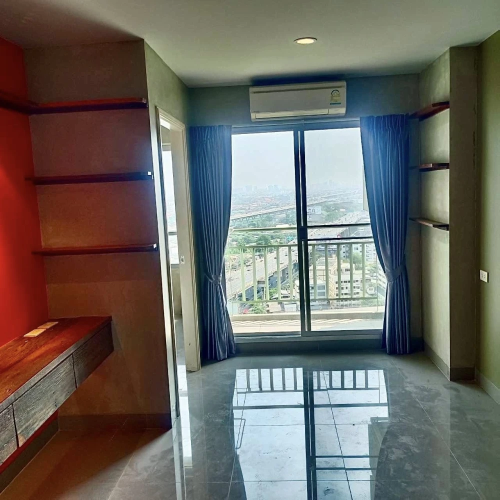 For sale: Lumpini Place Borom Ratchachonni–Pinklao, high floor, ready to move in, just bring your bags and reserve now!