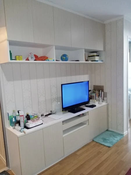 For sale: Lumpini Place Borom Ratchachonni–Pinklao, north-facing room, 9th floor, with excellent wallpaper. Reserve now!