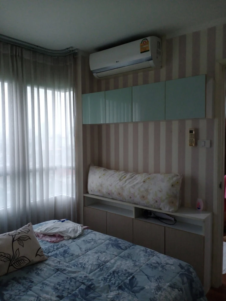 For sale: Lumpini Place Borom Ratchachonni–Pinklao, north-facing room, 9th floor, with excellent wallpaper. Reserve now!