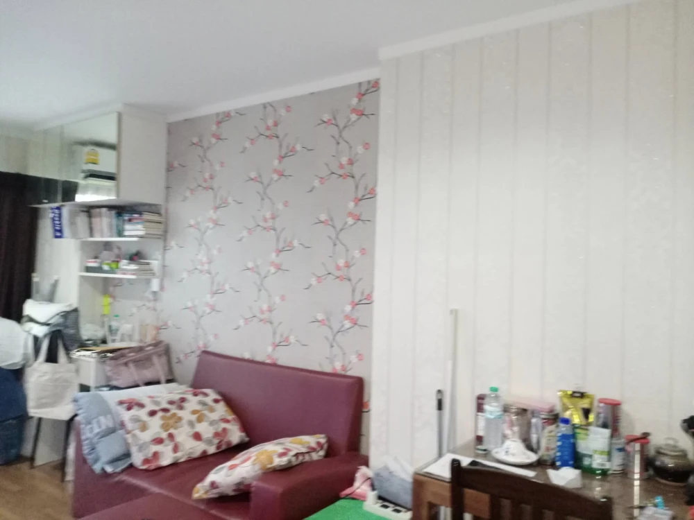 For sale: Lumpini Place Borom Ratchachonni–Pinklao, north-facing room, 9th floor, with excellent wallpaper. Reserve now!