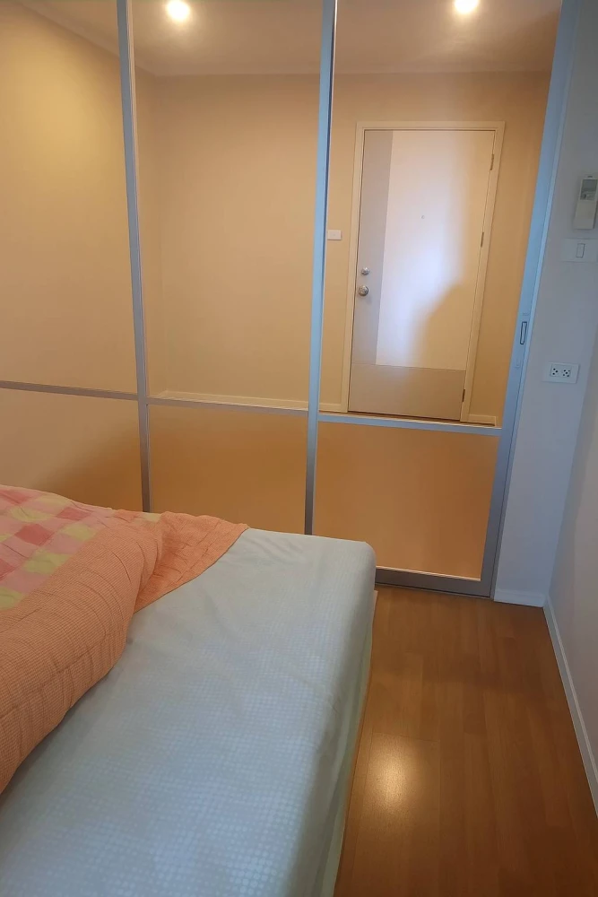 For sale: Lumpini Place Borom Ratchachonni–Pinklao, fully furnished room with all amenities. Reserve now, don't miss out!!!