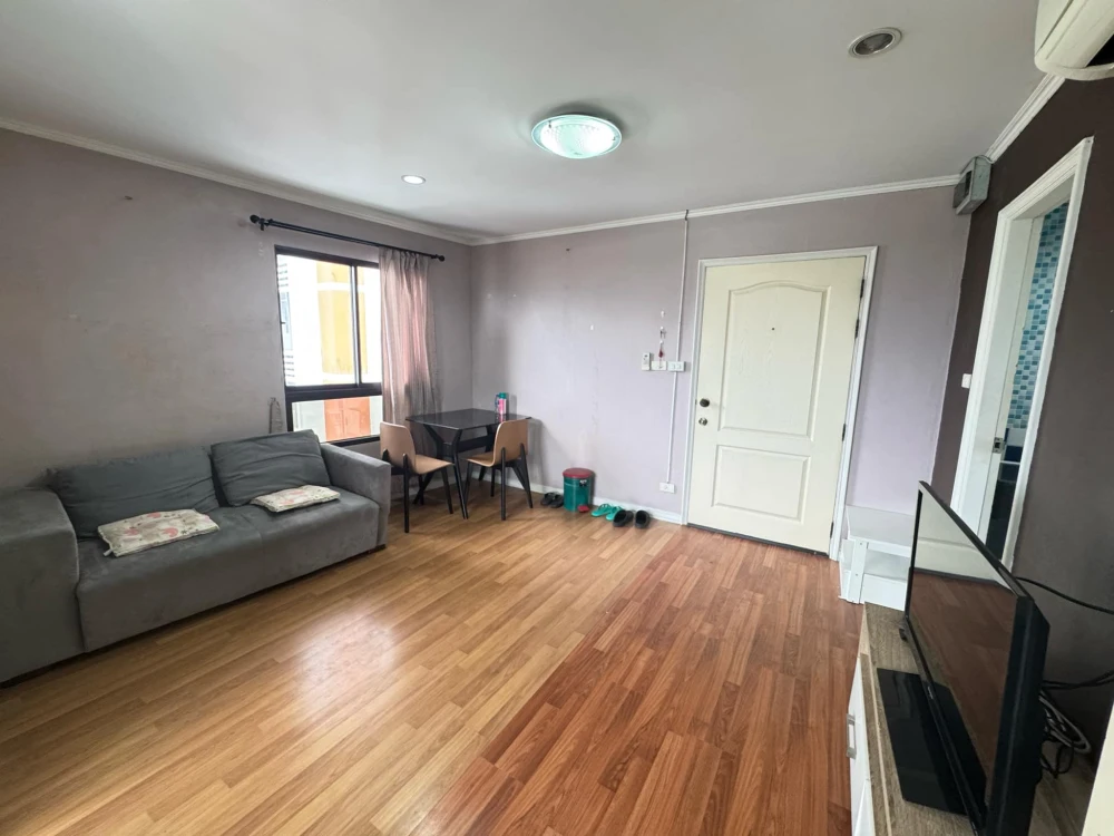 ขาย ให้เช่า Lumpini Place Narathiwas 24 ชั้น 9 ห้องแต่งครบ พร้อมเข้าอยู่ จองเลยจ้า