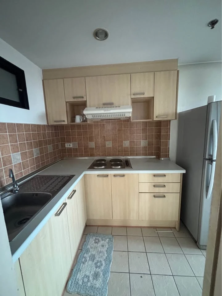 For sale: Lumpini Place Rama 3 - Riverview, corner room with privacy, good location, room decorating enthusiasts shouldn't miss out, reserve now!