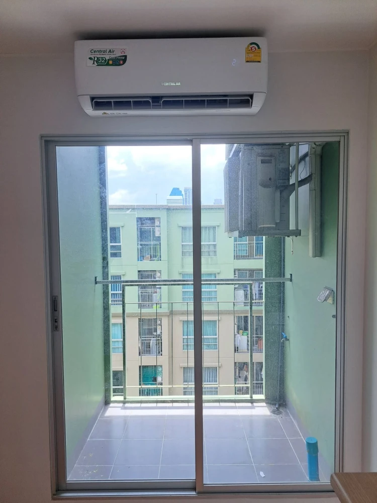 Selling a fully furnished unit at Lumpini Place Rama 4-Ratchada, 8th floor. Book now!