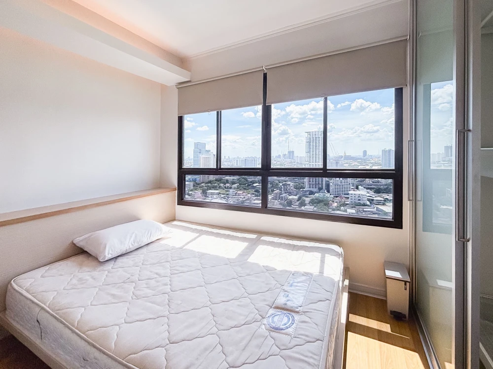 For sale: Lumpini Place Phahonyothin-Saphan Khwai, high floor, ready to move in, fully furnished, reserve now!!