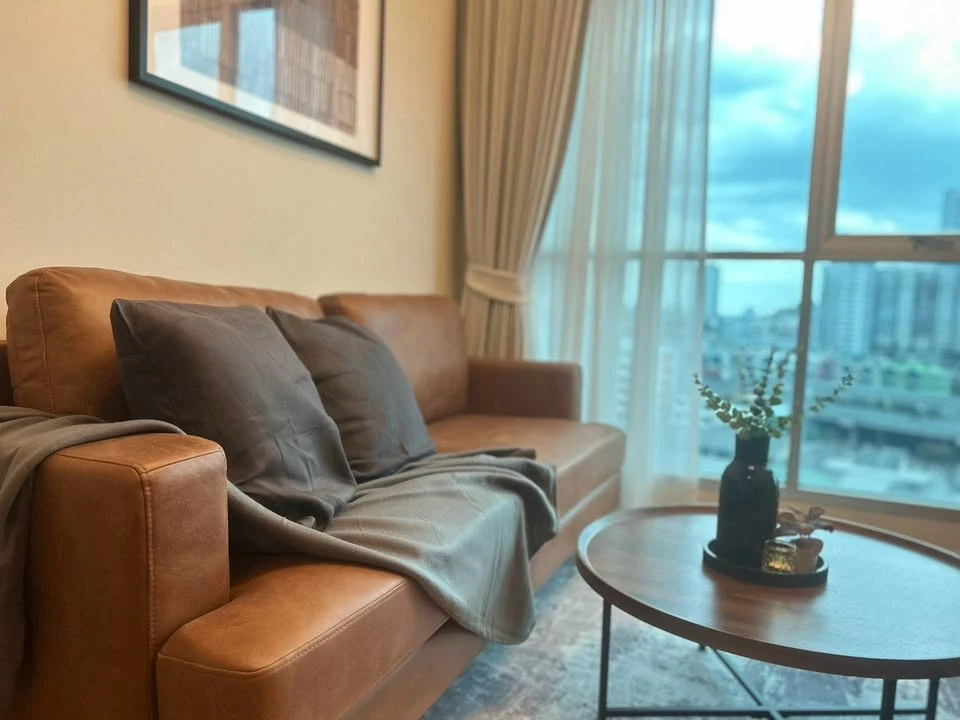 For Sale: Lumpini Place Ratchada-Sathu. Beautifully decorated throughout; comes fully furnished and equipped with all appliances. Book now before you