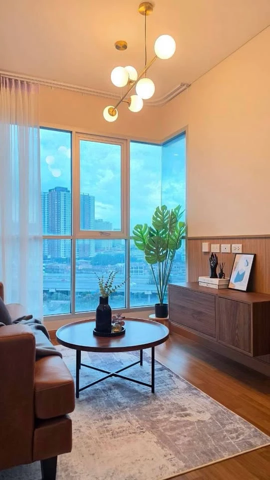 For Sale: Lumpini Place Ratchada-Sathu. Beautifully decorated throughout; comes fully furnished and equipped with all appliances. Book now before you