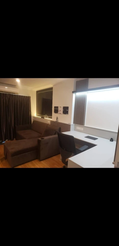 Lumpini Place Ratchayothin for sale. Beautiful built-in furniture and appliances included. Opposite Major Ratchayothin. Book now!