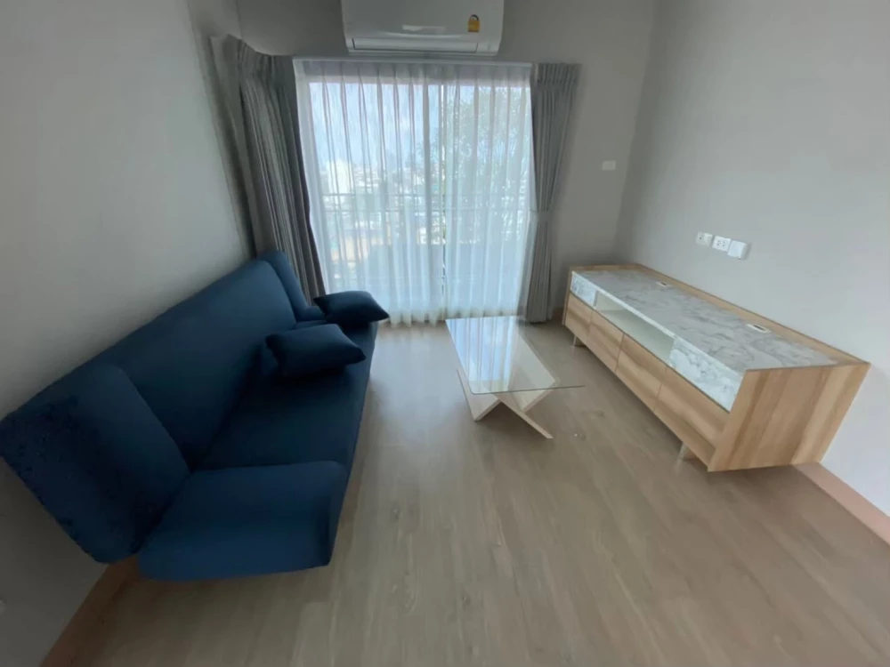 Selling Lumpini Selected Sutthisan-Saphankwai corner unit,offering ultimate privacy.Auspicious and beautiful unit number – you won't want to miss this