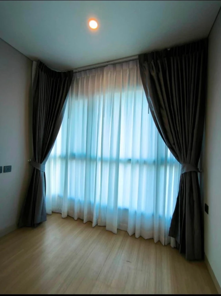 Selling Lumpini Suite Dindaeng-Ratchaprarop, 2 bedrooms. Excellent location, convenient transportation. Don't miss out!