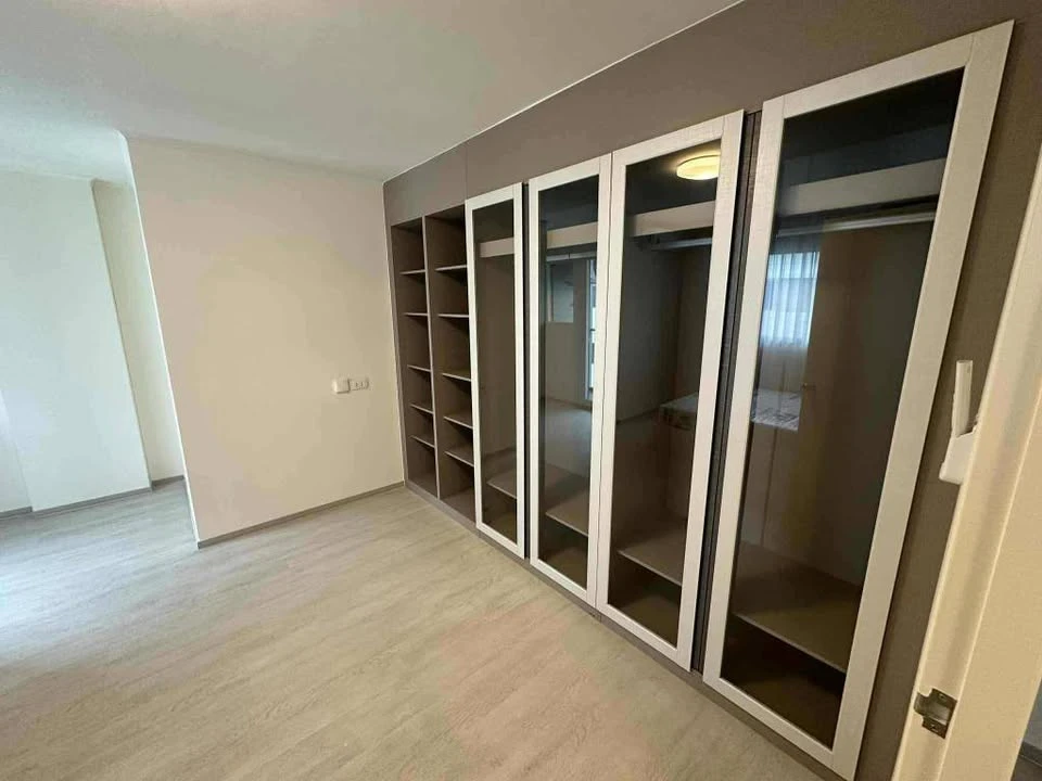 Selling Lumpini Township Rangsit Klong 1, 2nd floor, fully furnished unit, ready to move in. Book now!