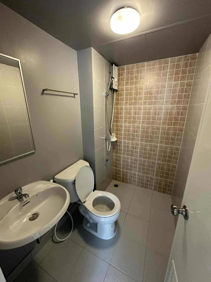 Selling Lumpini Township Rangsit Klong 1, 2nd floor, fully furnished unit, ready to move in. Book now!