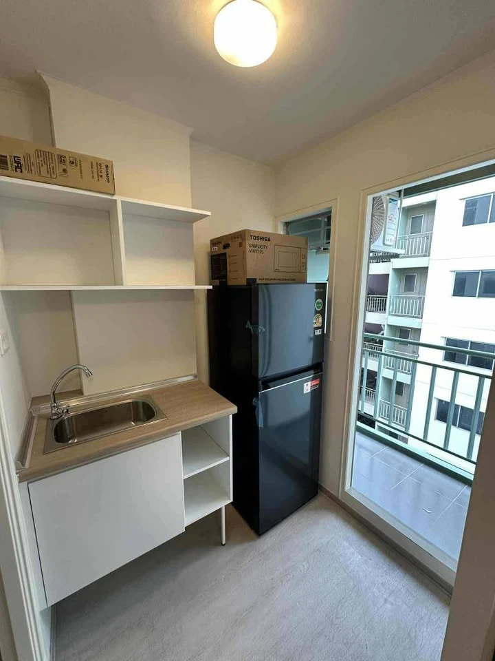 Selling Lumpini Township Rangsit Klong 1, 2nd floor, fully furnished unit, ready to move in. Book now!