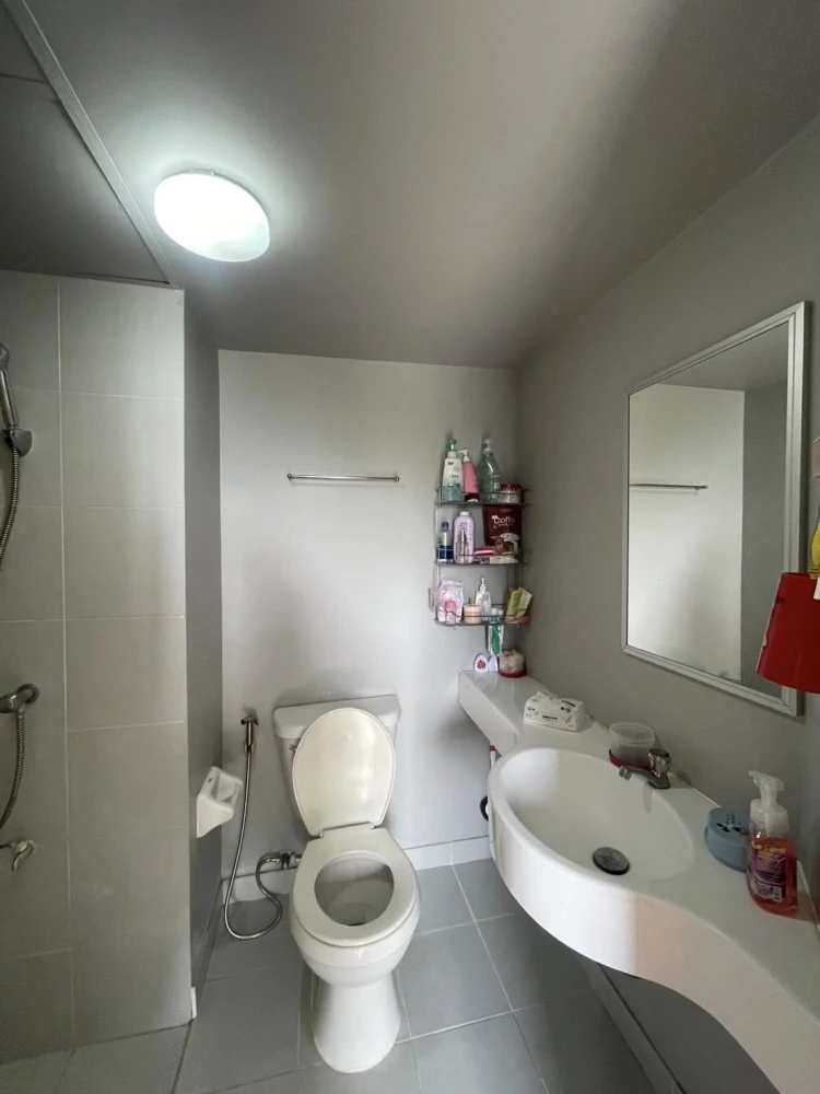 For sale: Lumpini Township Rangsit Klong 1, 3rd floor, fully furnished, nice to live in, reserve now, don't miss out.