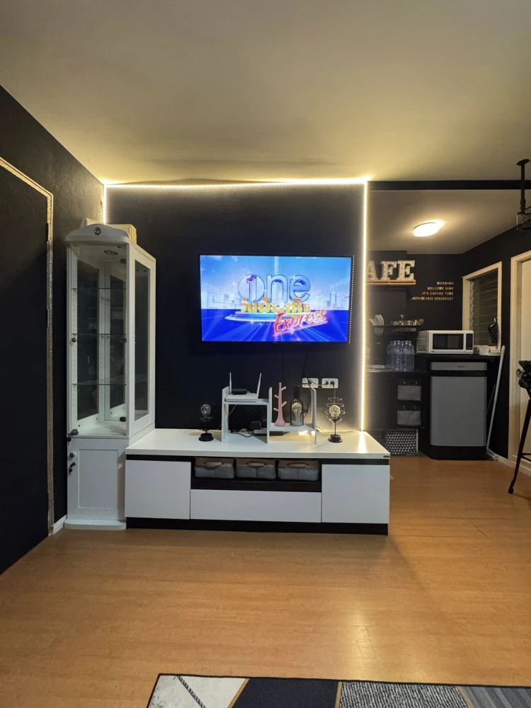 For sale: Lumpini Township Rangsit Klong 1, 7th floor, nice room, fully furnished. Interested? Hurry and reserve now!