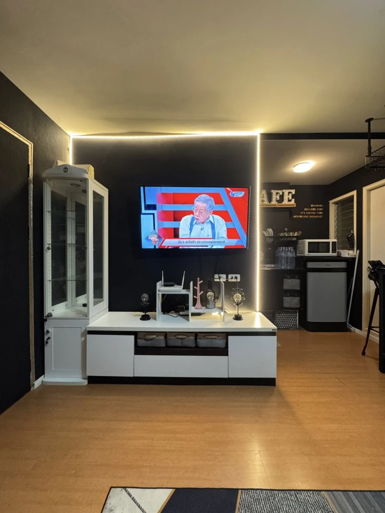 For sale: Lumpini Township Rangsit Klong 1, 7th floor, nice room, fully furnished. Interested? Hurry and reserve now!