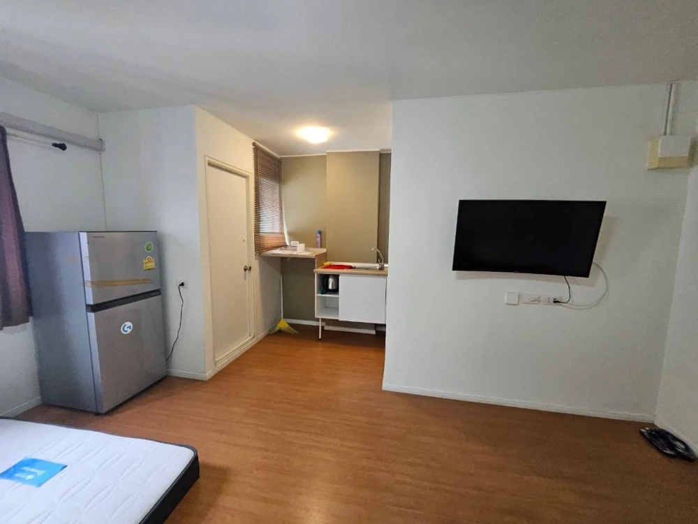 For sale: Lumpini Township Rangsit Klong 1, 8th floor, fully furnished, reserve now!