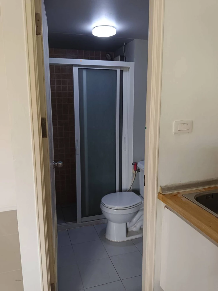 For sale: Lumpini Township Rangsit Klong 1, 8th floor, nice room, comes with complete decorations, reserve now.