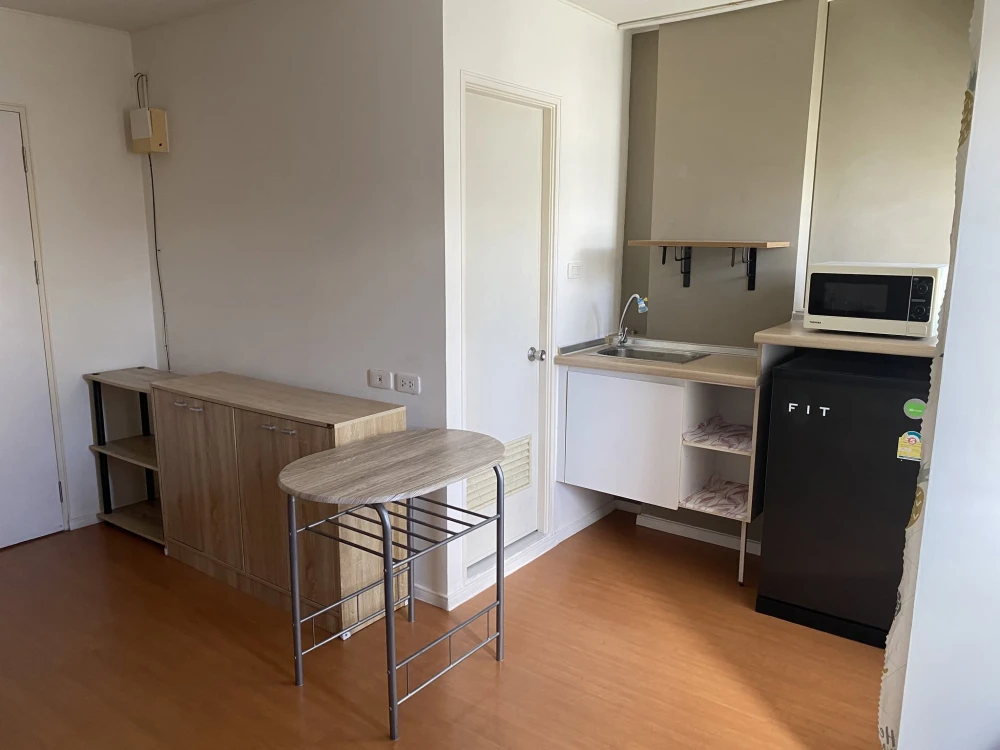 Selling Lumpini Township Rangsit Klong 1, combined unit with large usable area and fully furnished. Book now!
