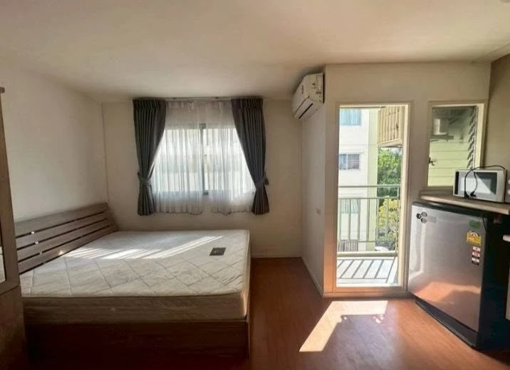 Selling a 7th-floor unit at Lumpini Township Rangsit Klong 1. Fully furnished, ready to move in!