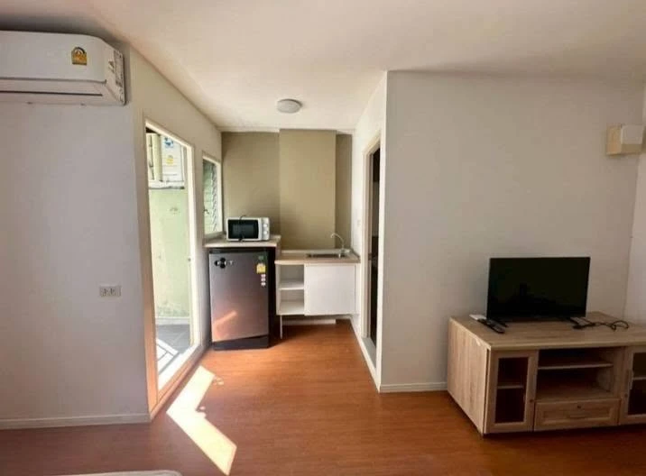 Selling a 7th-floor unit at Lumpini Township Rangsit Klong 1. Fully furnished, ready to move in!