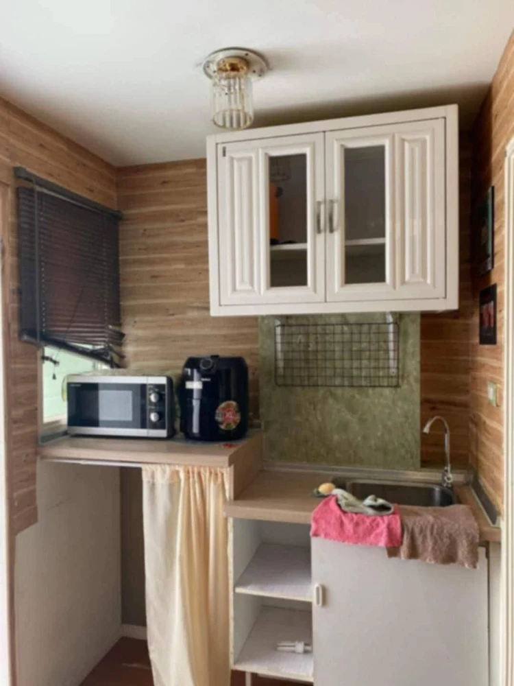 Selling a 1-bedroom unit at Lumpini Township Rangsit Klong 1, 4th floor. It's not too high, very livable, and a great deal! Book now!