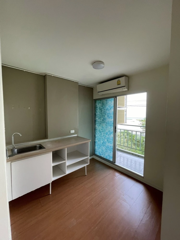 For sale: Lumpini Township Rangsit Klong 1, a nice room, good location, comes with complete facilities, don't miss it.