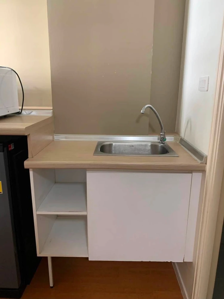 Selling a comfortable 1-bedroom unit at Lumpini Township Rangsit Klong 1. Comes fully furnished with appliances. Don't miss out!