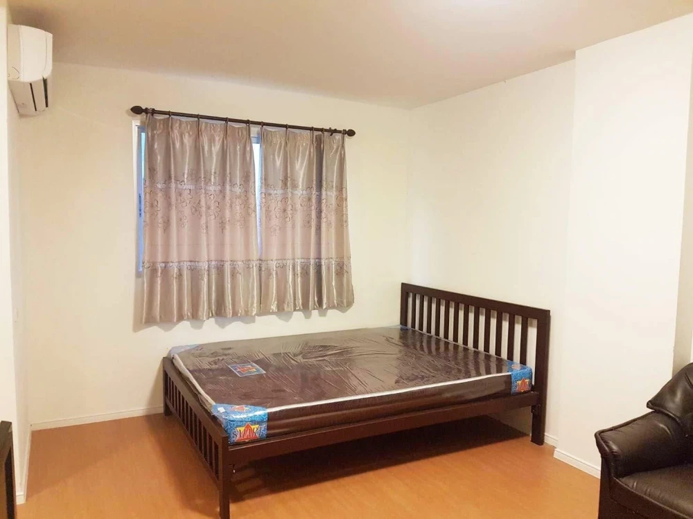 For sale: Lumpini Township Rangsit Klong 1 room with furniture. Just bring your bag and come. Hurry and reserve now!