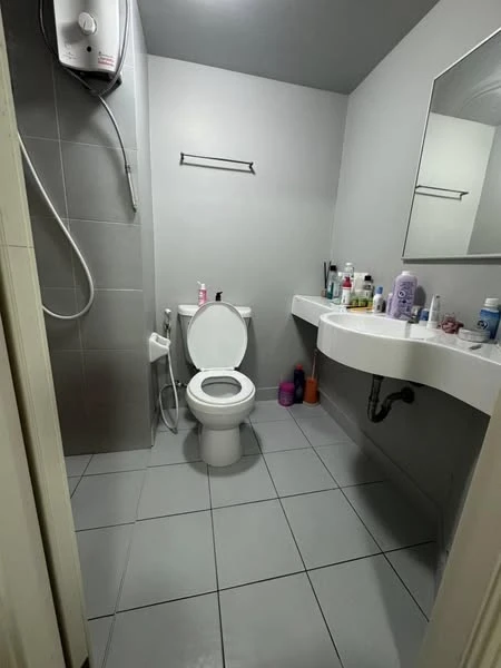 For sale: Lumpini Township Rangsit Klong 1 room, fully furnished, ready to move in, hurry and reserve to be the owner, urgent.