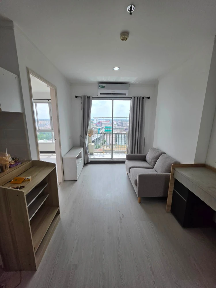 Selling a comfortable condo at Lumpini Ville Chaengwatthana Pakkret. Complete amenities and stunning Chao Phraya River views. Book now!