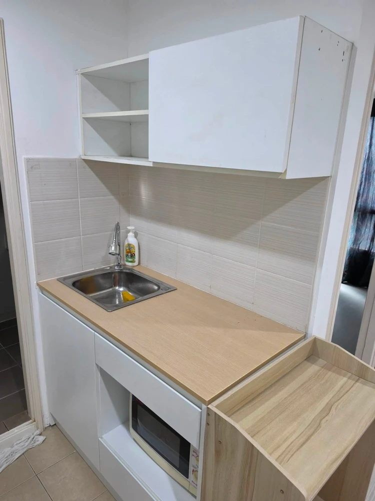 Selling a comfortable condo at Lumpini Ville Chaengwatthana Pakkret. Complete amenities and stunning Chao Phraya River views. Book now!