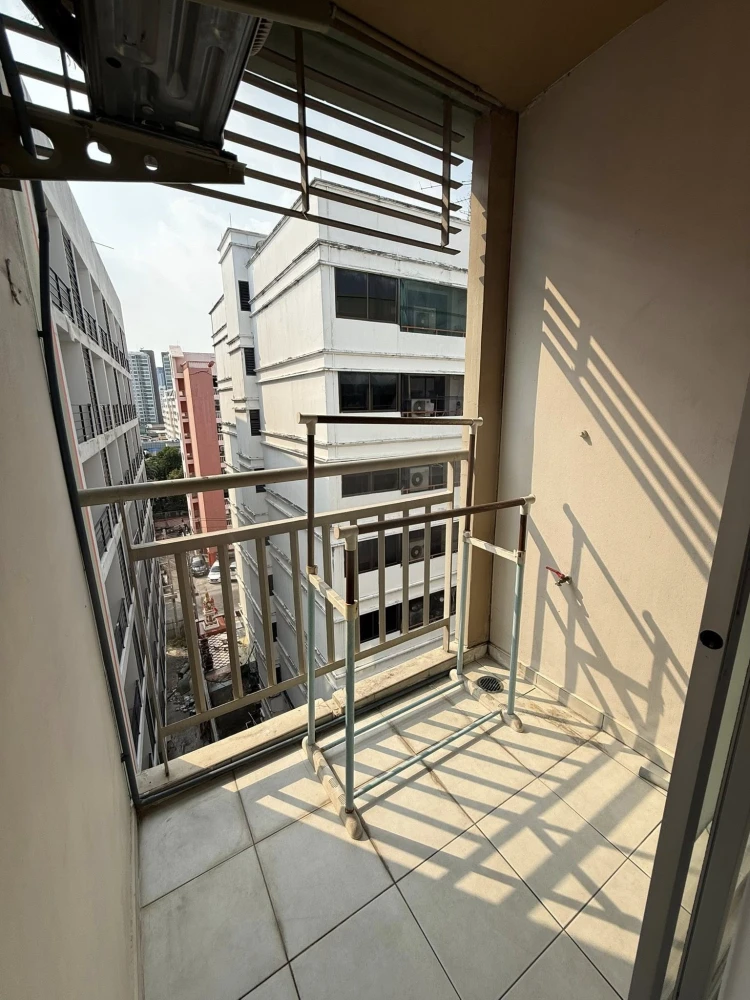 ขาย Lumpini Ville Cultural Center ห้องชั้น 7 ทำเลดี เดินทางสะดวก เฟอร์นิเจอร์ครบครัน ห้ามพลาด