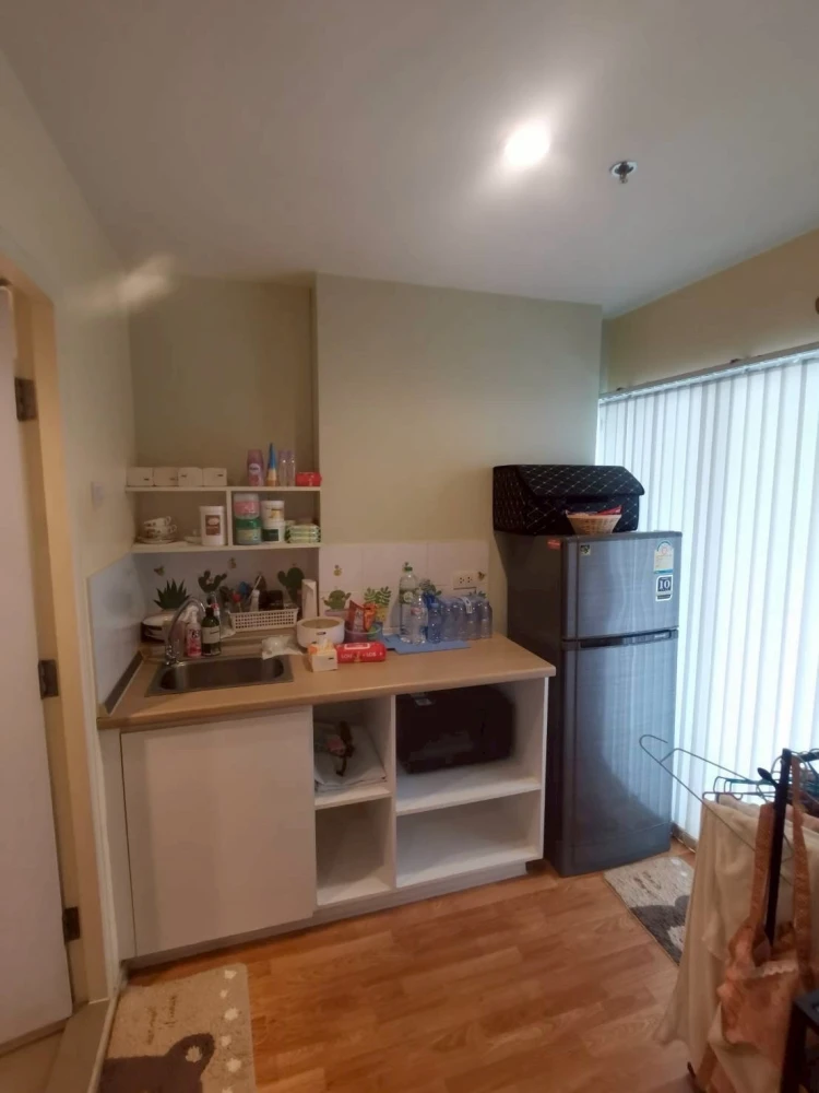 Selling a fully furnished 18th-floor unit at Lumpini Ville Nakhon In Riverview. Book now!