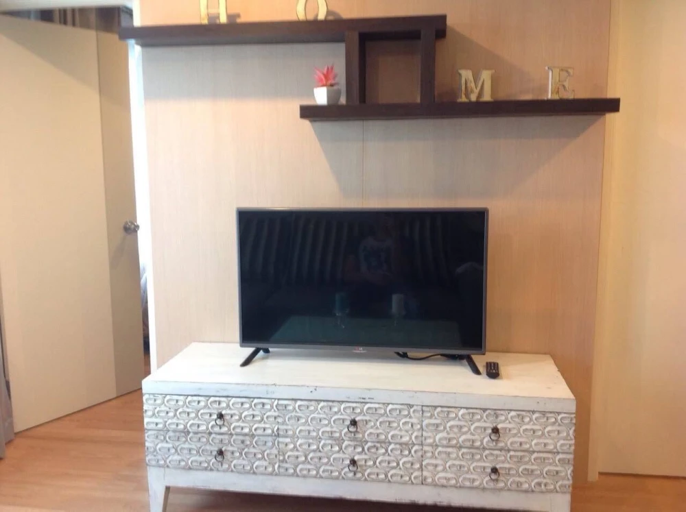 Selling 2-bedroom Lumpini Ville Naklua - Wongamat condo, fully furnished with beautiful sea views. Book now!