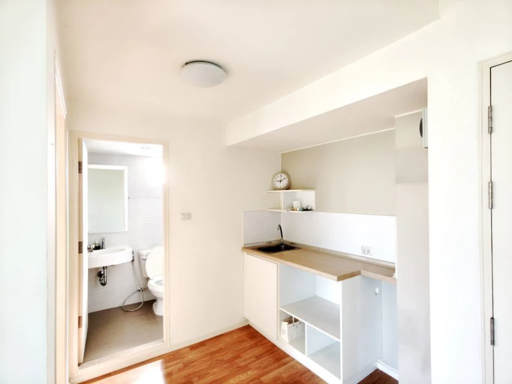 Selling two unfurnished Lumpini Ville Onnut - Ladkrabang units. Spacious, airy, and comfortable. Perfect for those who love decorating their own rooms